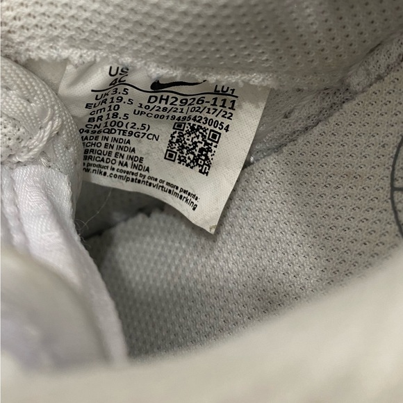 Girls Nike Airforce 1 size 4c original box available with purchase - Picture 3 of 5